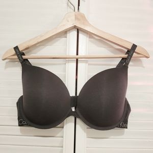 Calvin Klein Printed On The Ribcage Band 38C Gray PushupBra Under Wire Padded